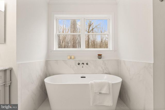 12005 PARKRIVER DR, Manassas, VA 20112