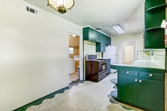 1145 Westacre Rd, West Sacramento, CA 95691