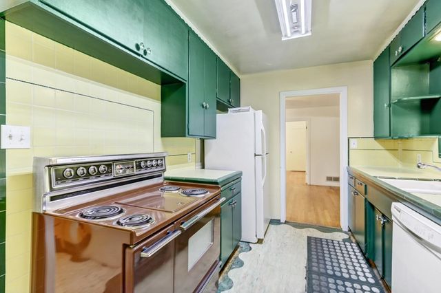 1145 Westacre Rd, West Sacramento, CA 95691