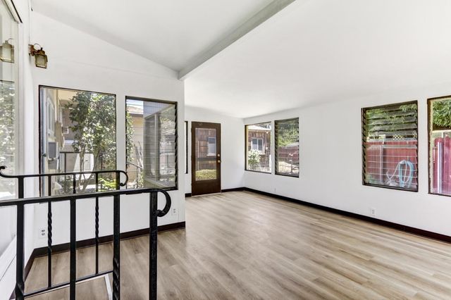 1145 Westacre Rd, West Sacramento, CA 95691