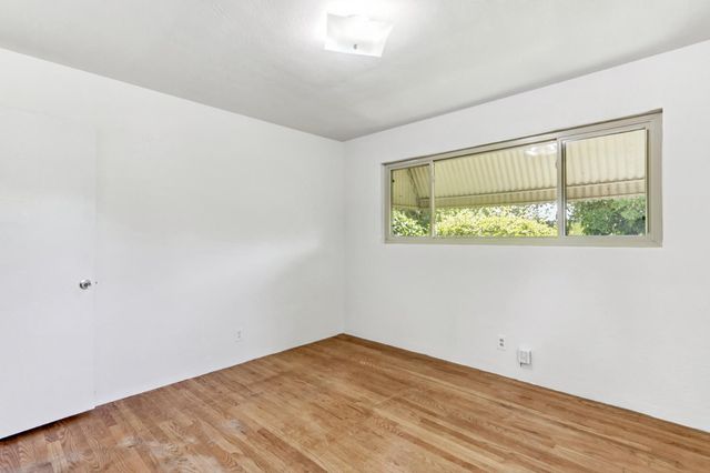 1145 Westacre Rd, West Sacramento, CA 95691
