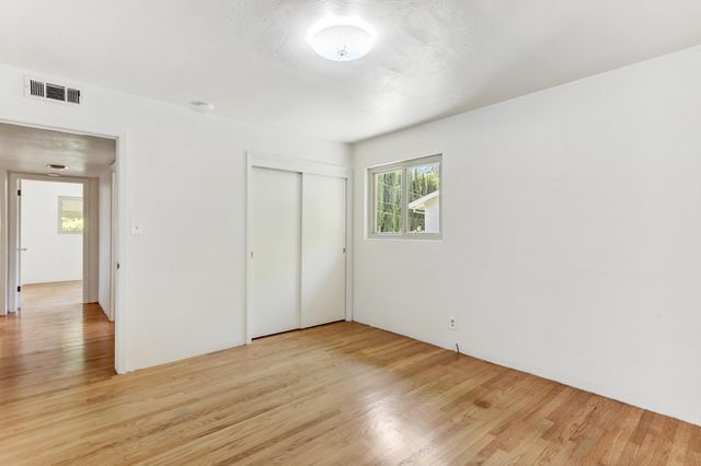 1145 Westacre Rd, West Sacramento, CA 95691