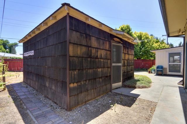 1145 Westacre Rd, West Sacramento, CA 95691