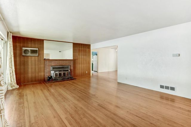 1145 Westacre Rd, West Sacramento, CA 95691