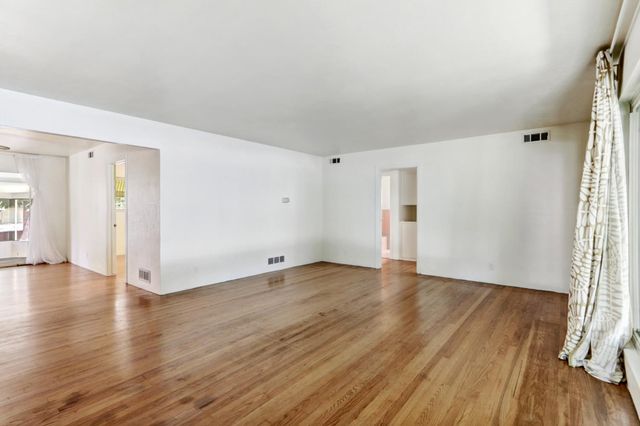 1145 Westacre Rd, West Sacramento, CA 95691