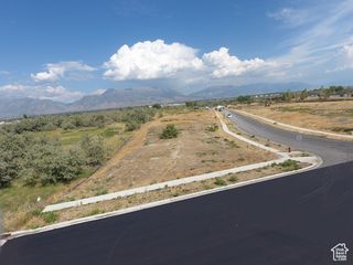 242 E THRIVE DR # 6, Saratoga Springs, UT 84045