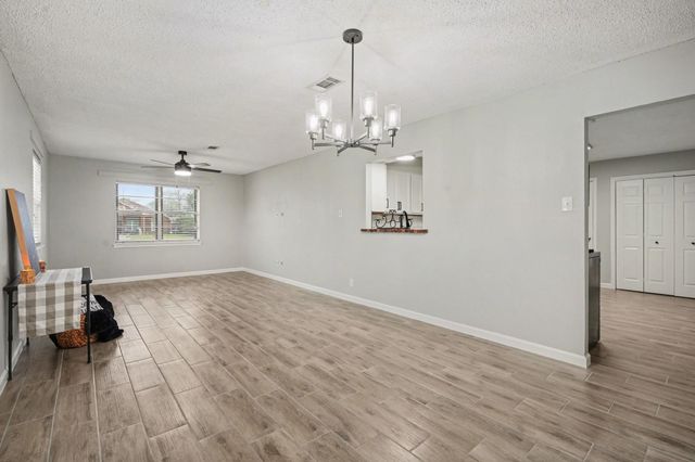 308 San Jacinto Street, La Porte, TX 77571