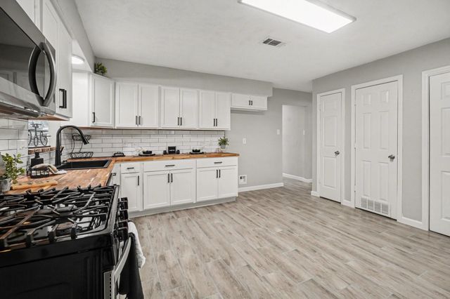 308 San Jacinto Street, La Porte, TX 77571