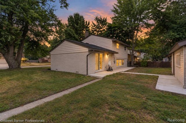 18300 Melvin Street, Livonia, MI 48152