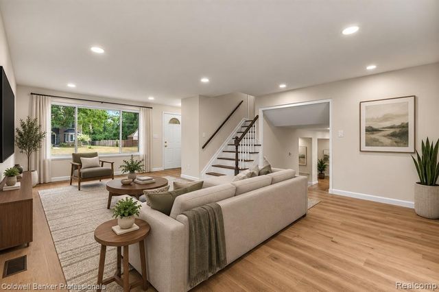 18300 Melvin Street, Livonia, MI 48152