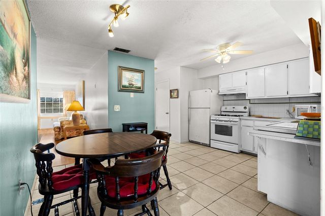 10009 TULIP STREET N, Pinellas Park, FL 33782