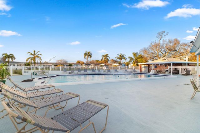 10009 TULIP STREET N, Pinellas Park, FL 33782