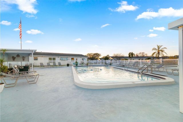 10009 TULIP STREET N, Pinellas Park, FL 33782