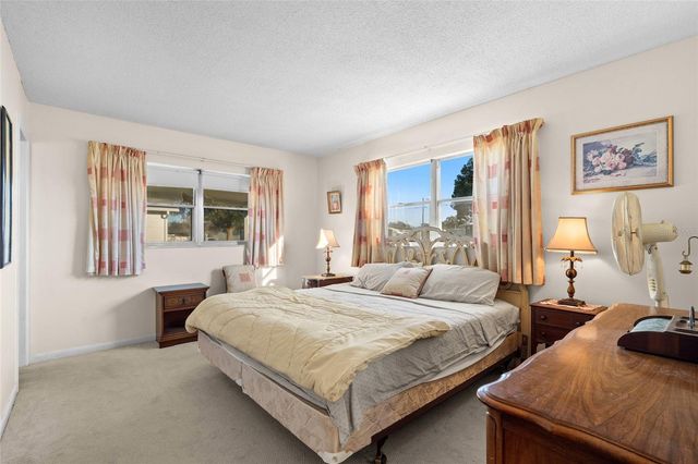 10009 TULIP STREET N, Pinellas Park, FL 33782