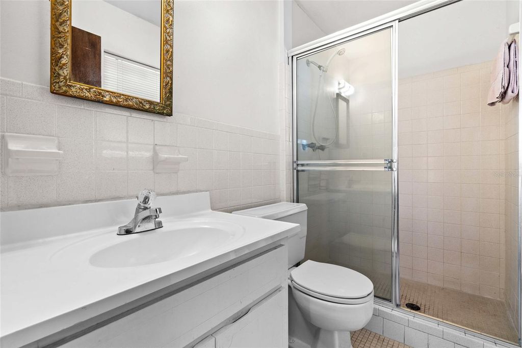 Image 11 of property listing at 10009 TULIP STREET N, Pinellas Park, FL 33782