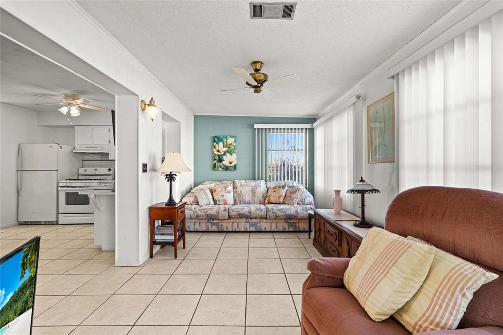 Image 19 of property listing at 10009 TULIP STREET N, Pinellas Park, FL 33782