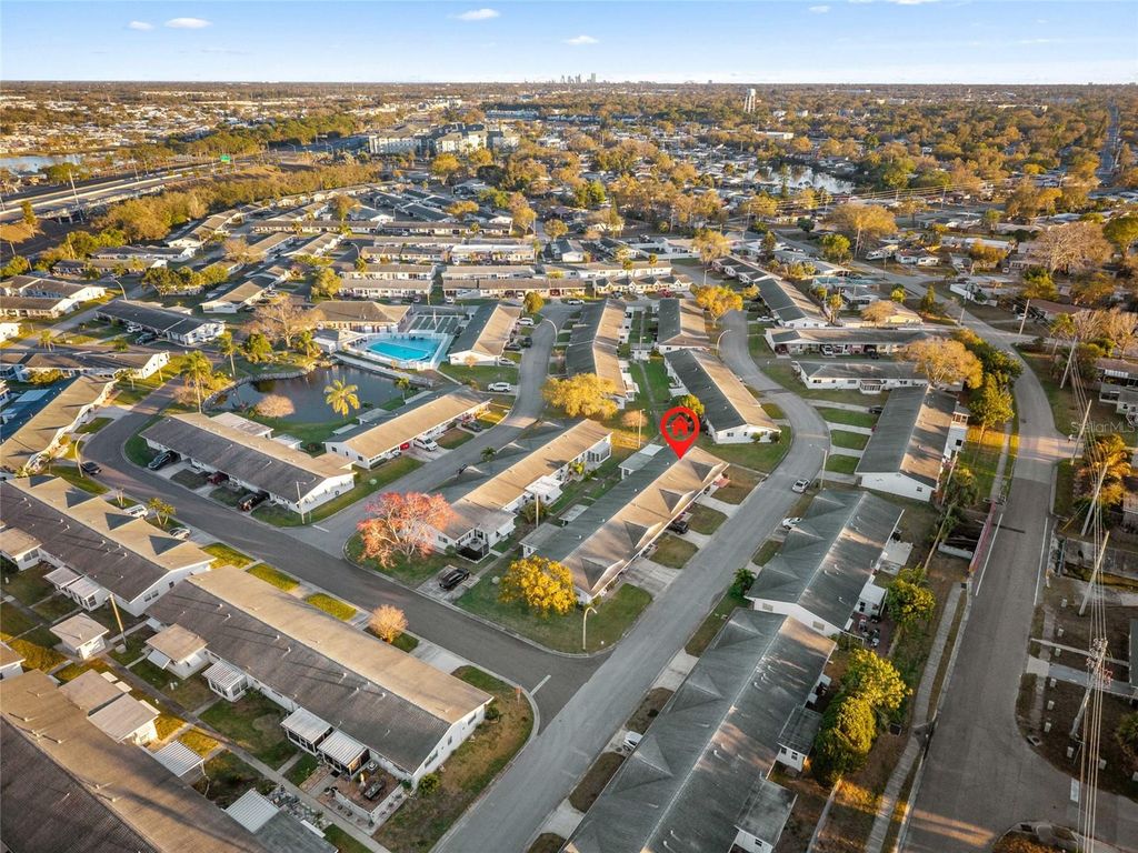 Image 29 of property listing at 10009 TULIP STREET N, Pinellas Park, FL 33782