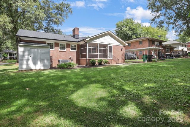 1100 Nancy Drive, Charlotte, NC 28211