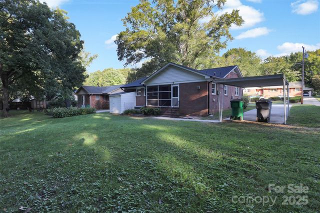 1100 Nancy Drive, Charlotte, NC 28211