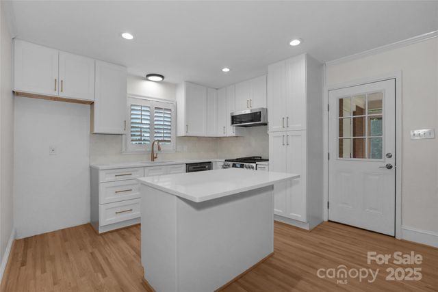 1100 Nancy Drive, Charlotte, NC 28211