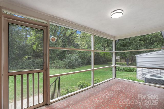 1100 Nancy Drive, Charlotte, NC 28211