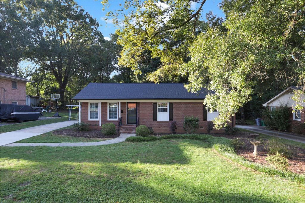 1100 Nancy Drive, Charlotte, NC 28211