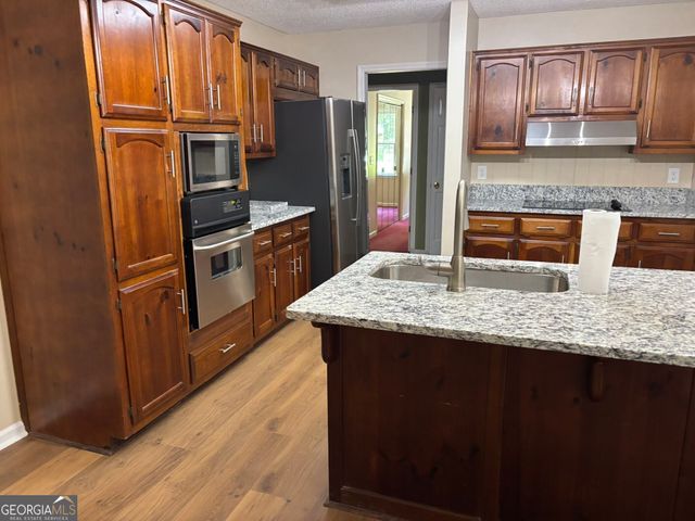 674 Clarke Trail, Dacula, GA 30019