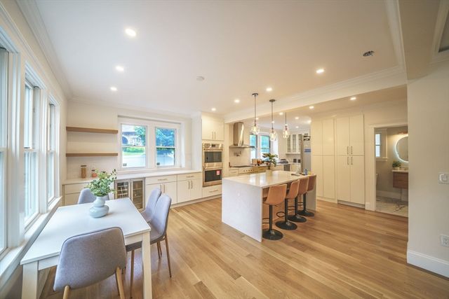 368 Worcester St, Wellesley, MA 02481