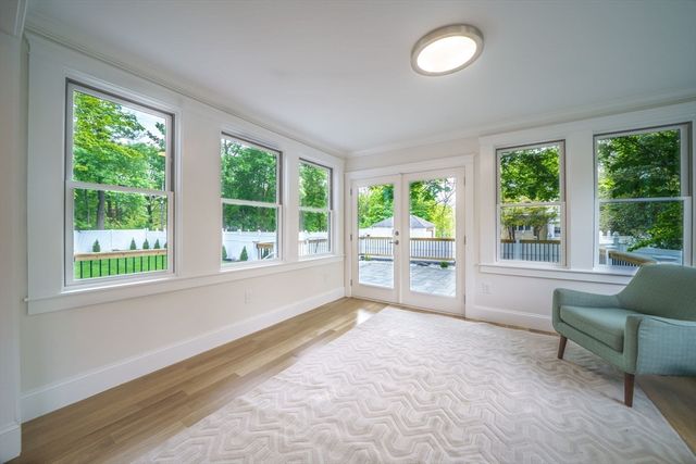 368 Worcester St, Wellesley, MA 02481