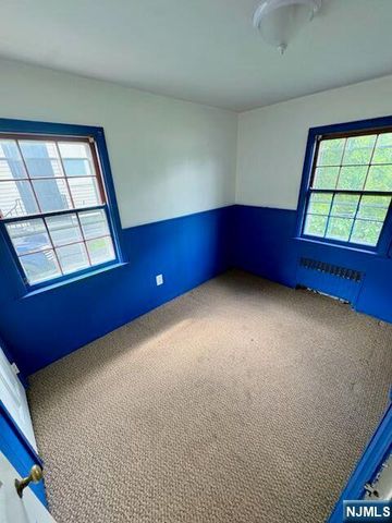 18 Durrell Street, Verona, NJ 07044
