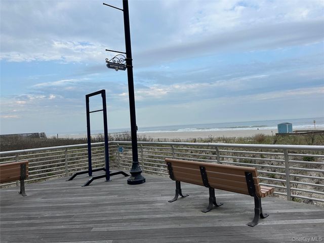 639 E Broadway 1, Long Beach, NY 11561
