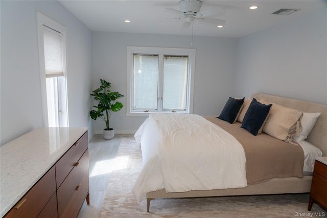 639 E Broadway 1, Long Beach, NY 11561