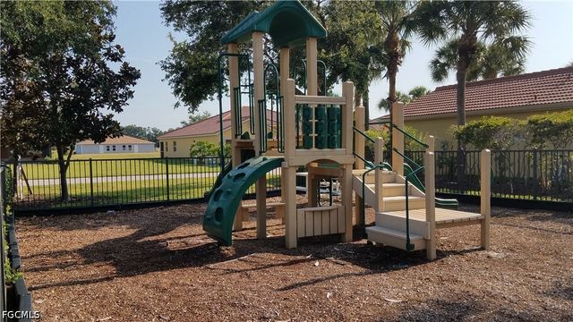 18261 Minorea LN, Lehigh Acres, FL 33936