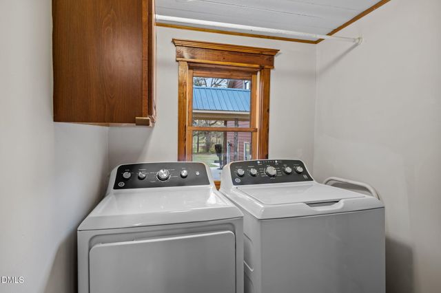 70 Holland Lane, New Hill, NC 27562