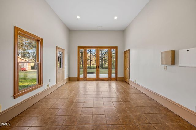 70 Holland Lane, New Hill, NC 27562