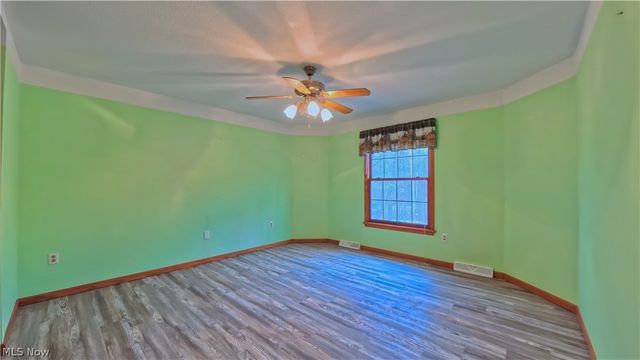 48276 Dyke Road, Negley, OH 44441