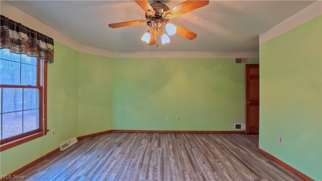 48276 Dyke Road, Negley, OH 44441