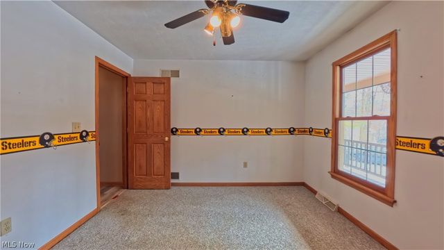 48276 Dyke Road, Negley, OH 44441