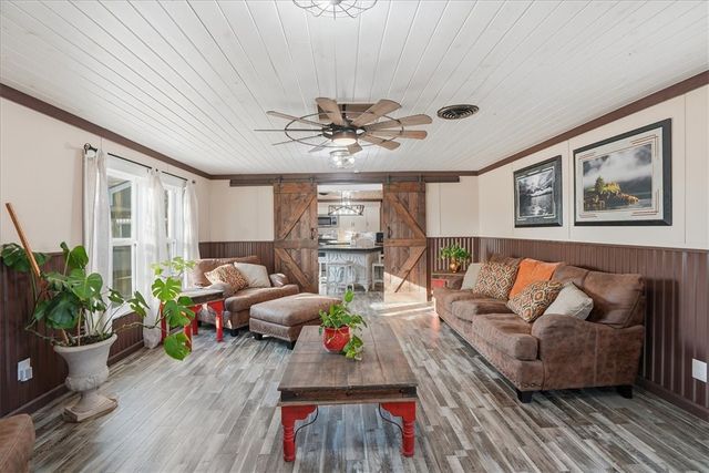 169 County Road 117, Alice, TX 78332