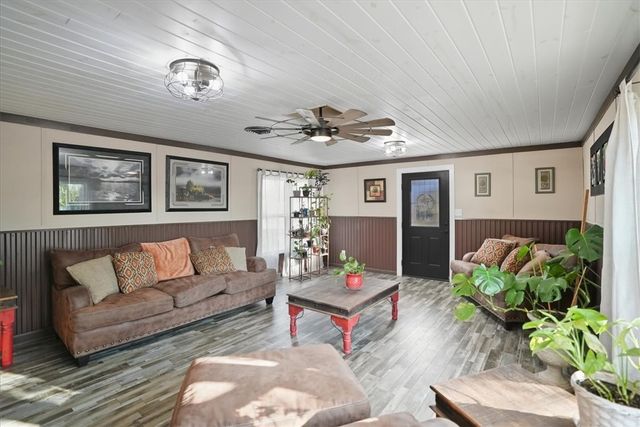 169 County Road 117, Alice, TX 78332