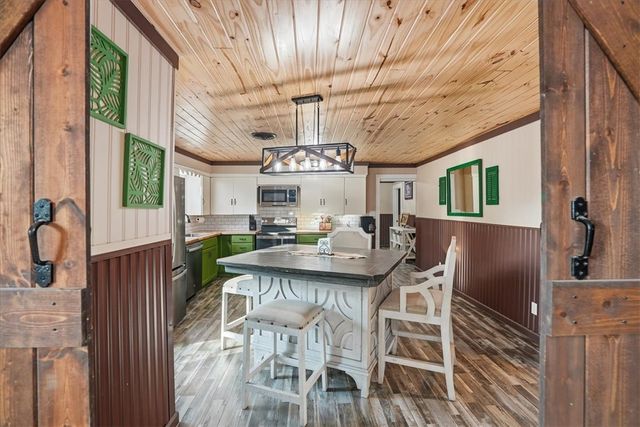 169 County Road 117, Alice, TX 78332