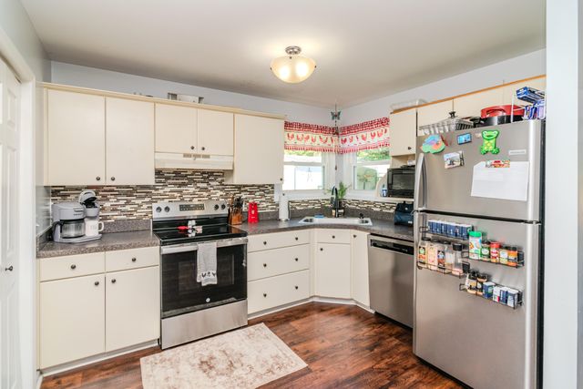 1667 Old Frankfort Road, Lawrenceburg, KY 40342