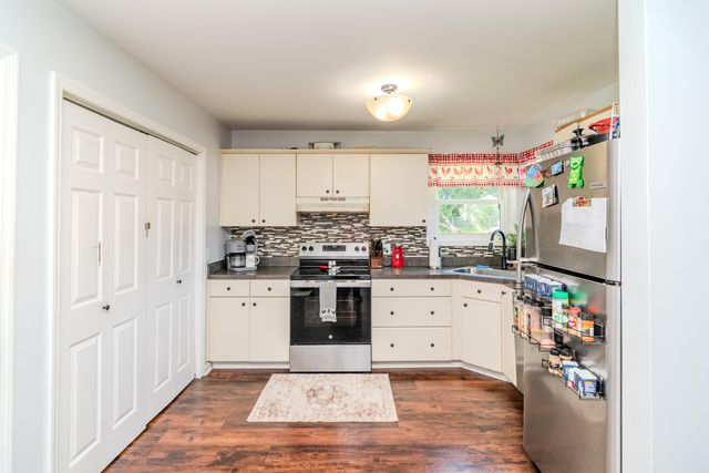 1667 Old Frankfort Road, Lawrenceburg, KY 40342