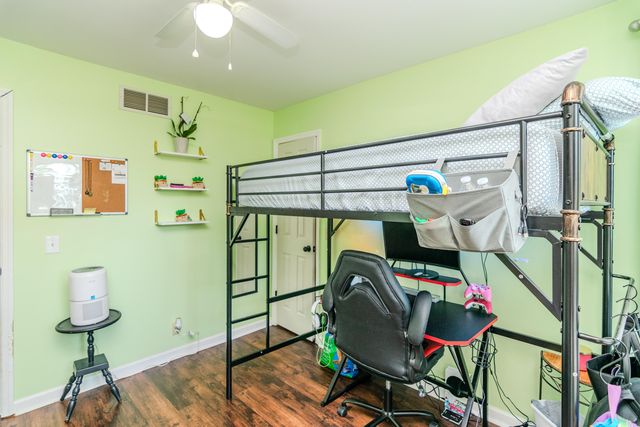 1667 Old Frankfort Road, Lawrenceburg, KY 40342