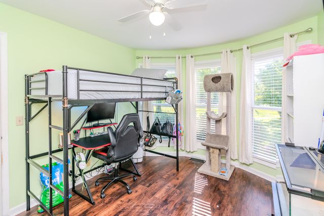 1667 Old Frankfort Road, Lawrenceburg, KY 40342