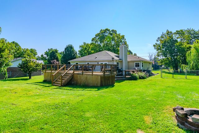 1667 Old Frankfort Road, Lawrenceburg, KY 40342
