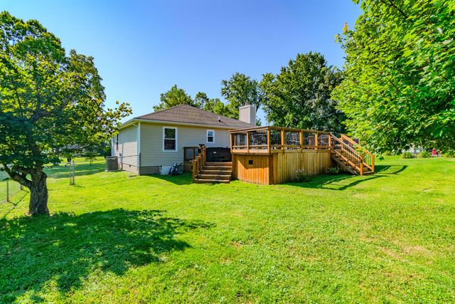1667 Old Frankfort Road, Lawrenceburg, KY 40342