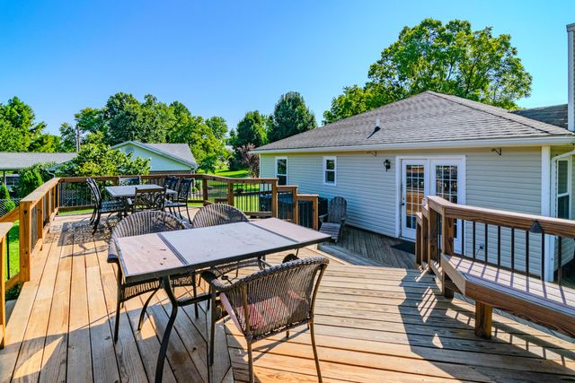 1667 Old Frankfort Road, Lawrenceburg, KY 40342
