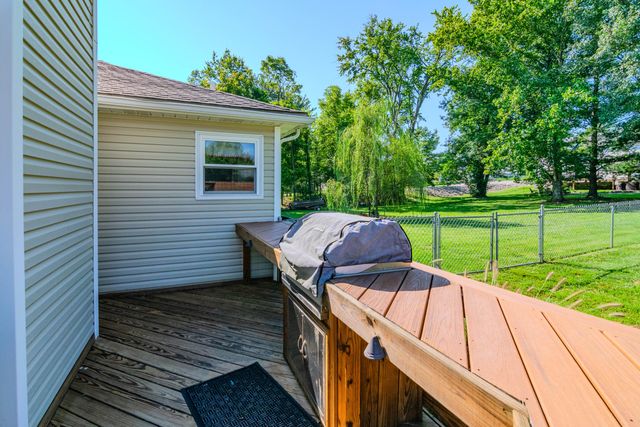 1667 Old Frankfort Road, Lawrenceburg, KY 40342
