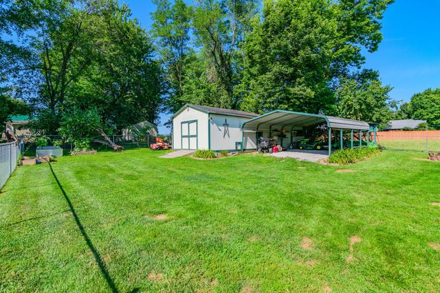 1667 Old Frankfort Road, Lawrenceburg, KY 40342